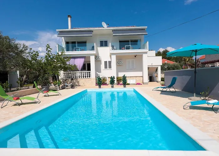 Apartament Alan 3 *
