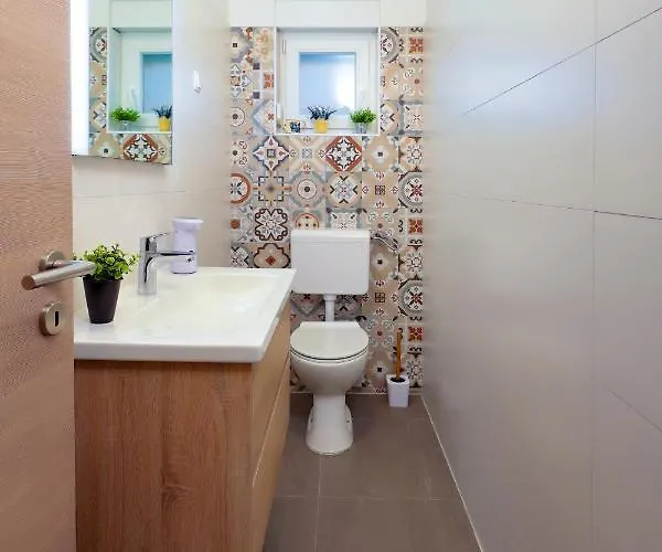 Apartament Alan 3 *